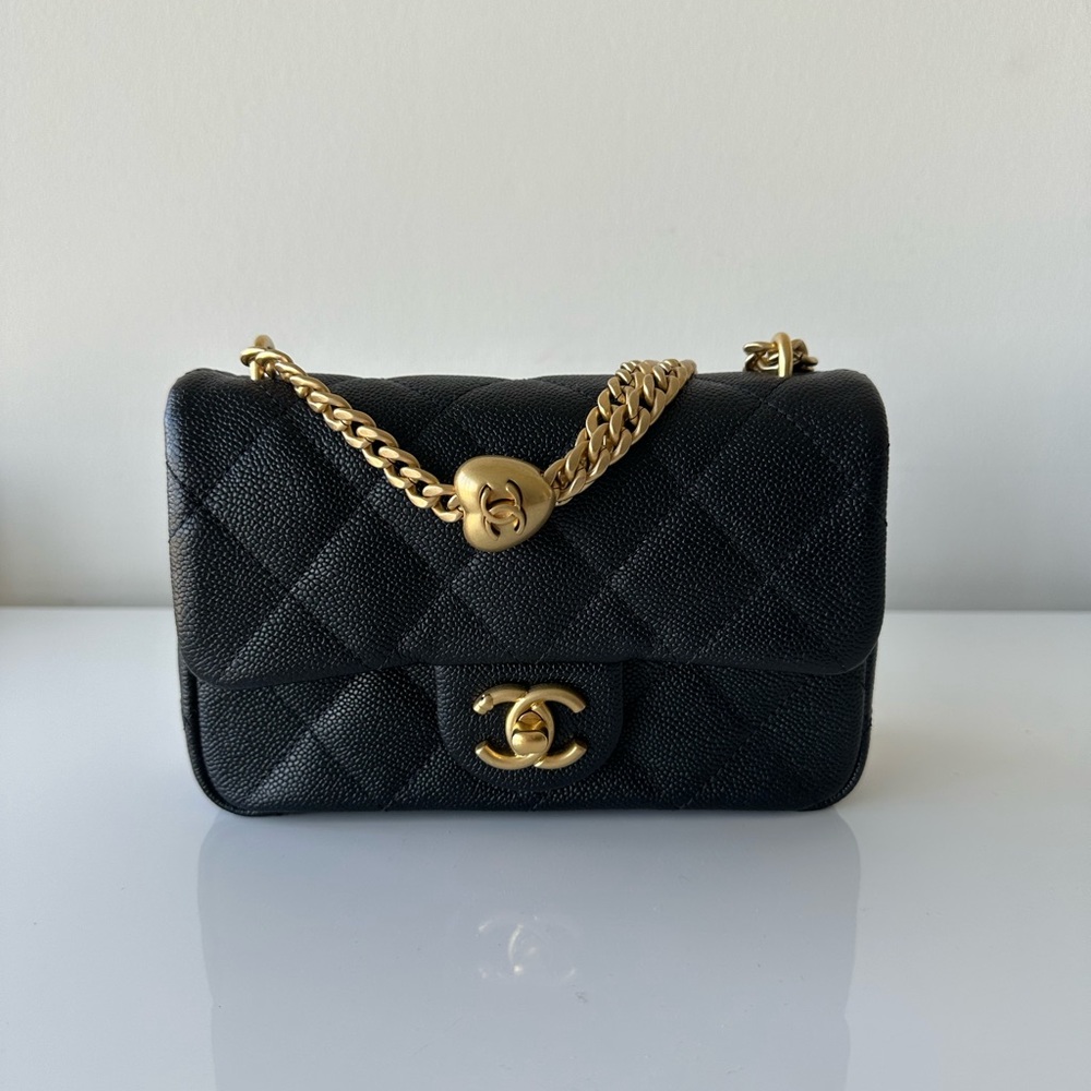 [SOLD] Chanel 24P Mini Sweetheart Flap Rectangular Bag (Black)
